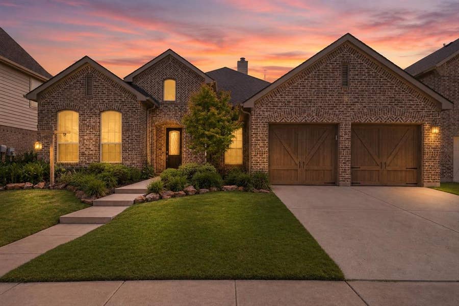 Property photo for 1113 5th Street, Argyle, TX