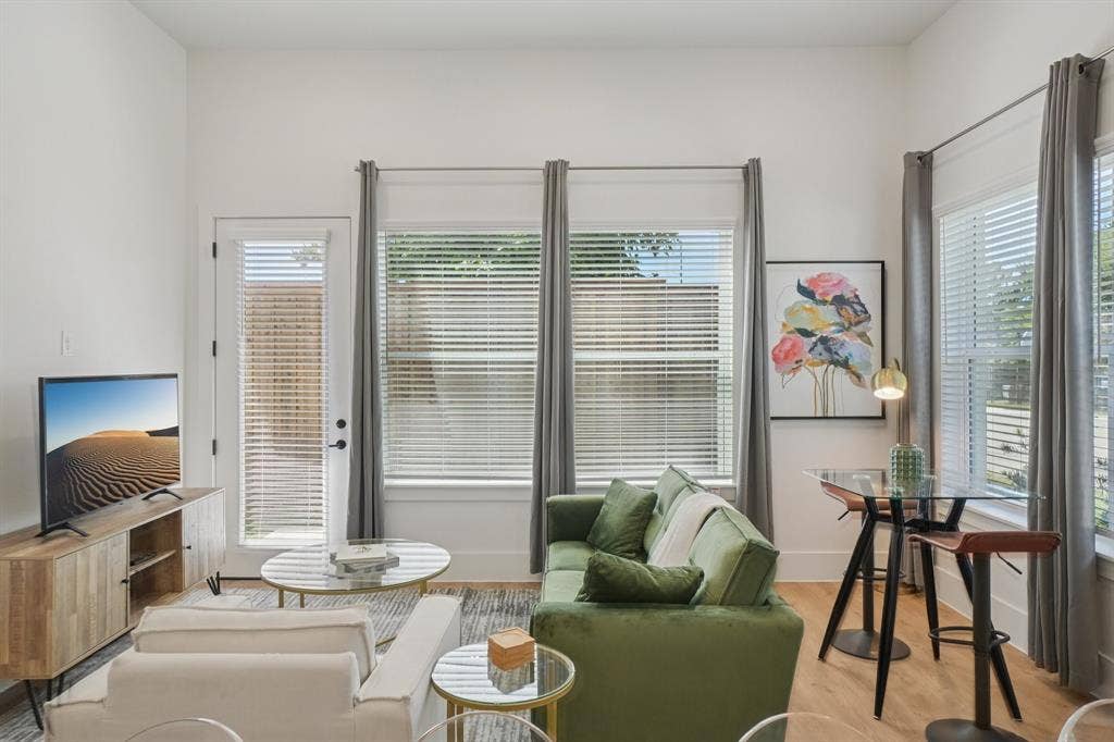 6418 Maple Avenue, #307, Dallas, TX 75235 6418 Maple Avenue, #307, Dallas, TX 75235