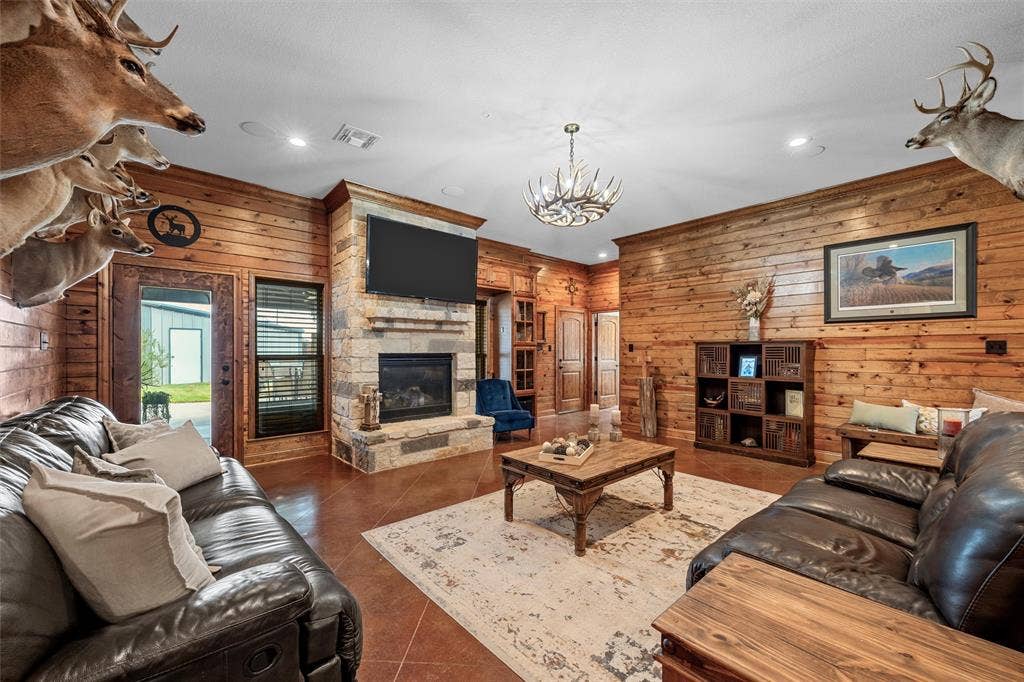 1200 N Davis Street, West, TX 76691 1200 N Davis Street, West, TX 76691