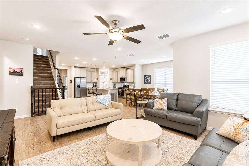 1813 Bellatrix Drive, Haslet, TX 76052 1813 Bellatrix Drive, Haslet, TX 76052