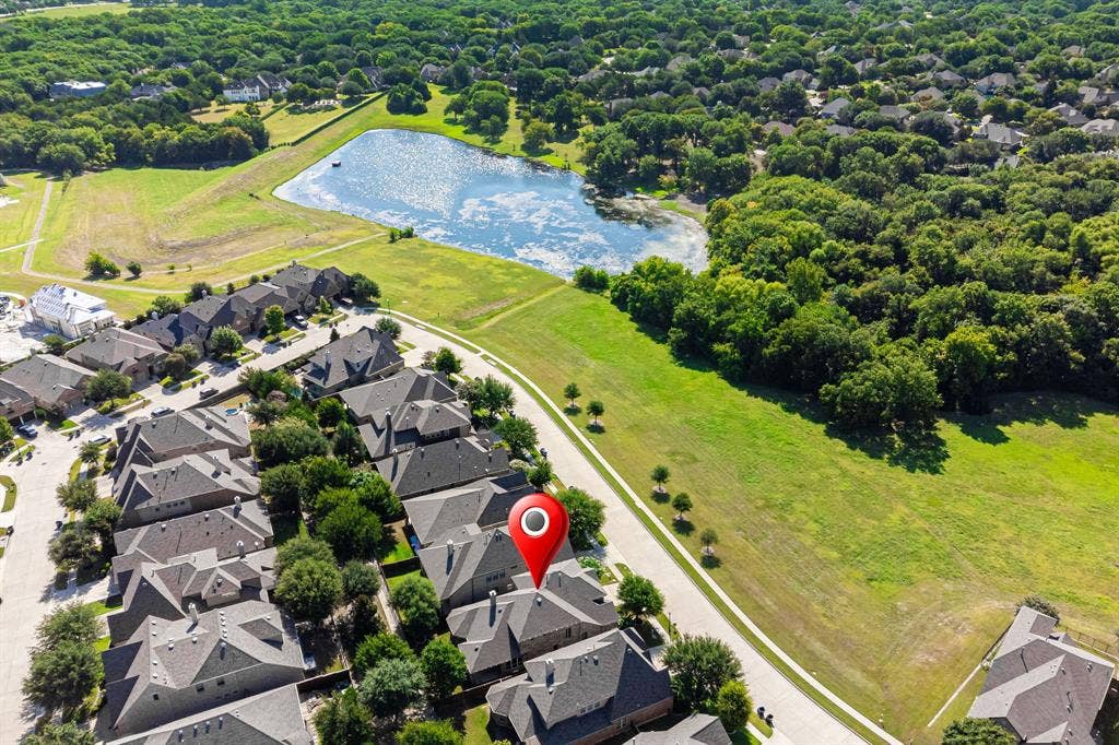 2724 Piersall Drive, McKinney, TX 75072 2724 Piersall Drive, McKinney, TX 75072