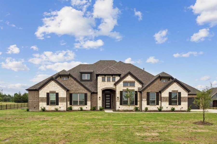 Property photo for 307 Success Drive, McLendon Chisholm, TX