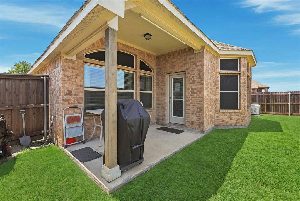 1556 Seminole Drive, Forney, TX 75126 Great backyard, covered patio