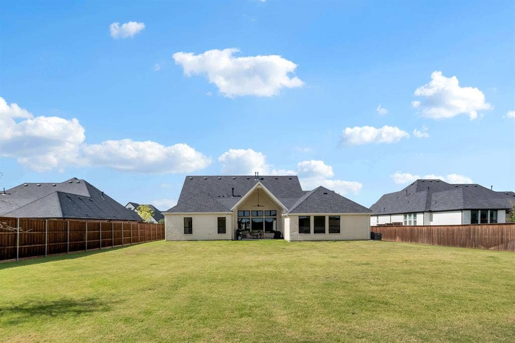 321 Wimberley Drive, Haslet, TX 76052