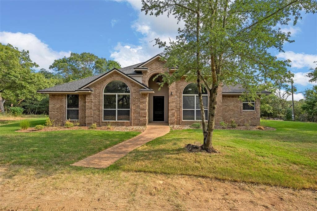 3044 Oak Ridge Road, Crawford, TX 76638 3044 Oak Ridge Road, Crawford, TX 76638