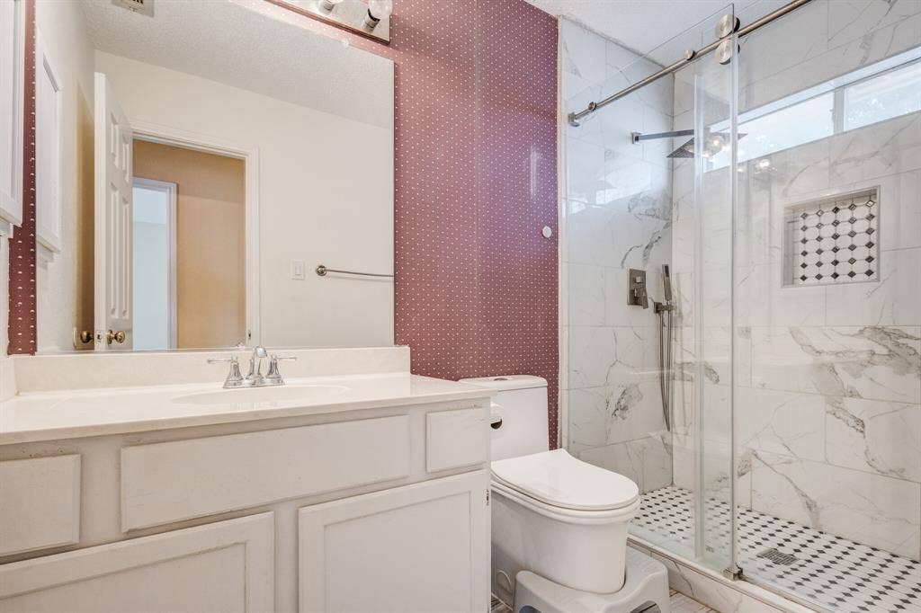 1726 Northampton Drive, Rowlett, TX 75089 1726 Northampton Drive, Rowlett, TX 75089