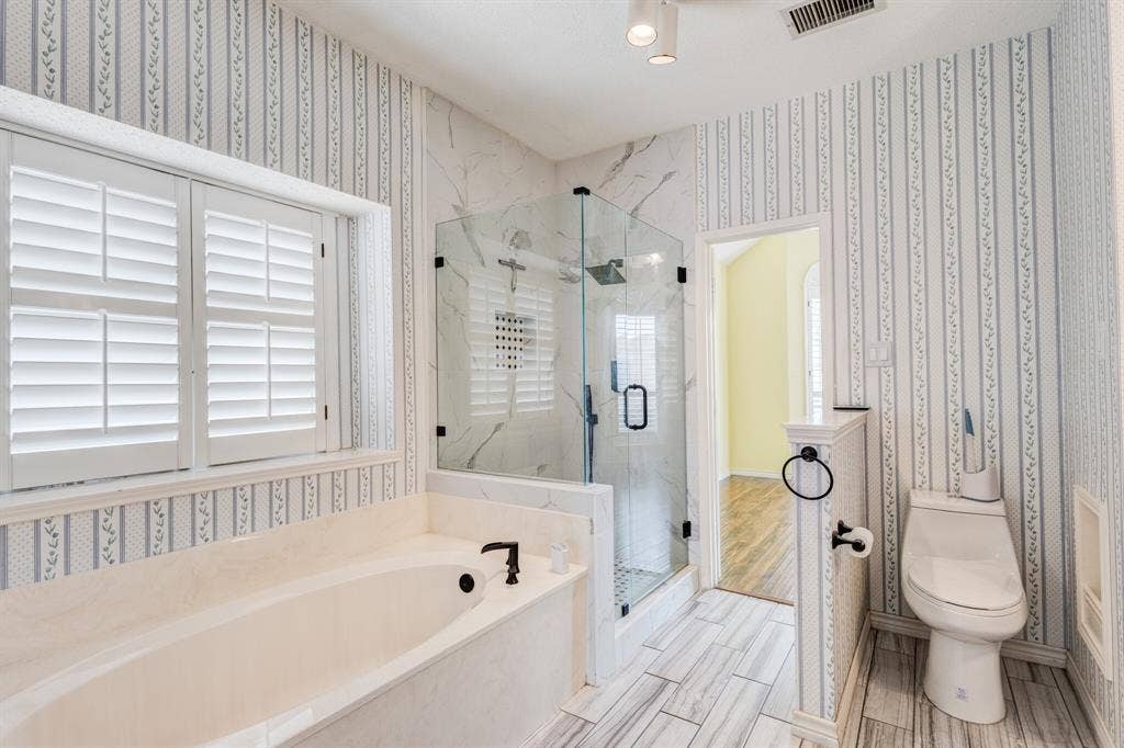 1726 Northampton Drive, Rowlett, TX 75089 1726 Northampton Drive, Rowlett, TX 75089