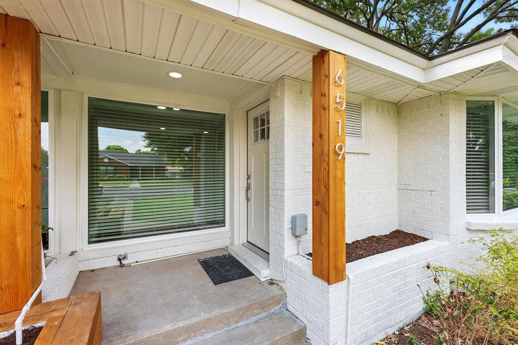 6519 Ravendale Lane, Dallas, TX 75214 6519 Ravendale Lane, Dallas, TX 75214