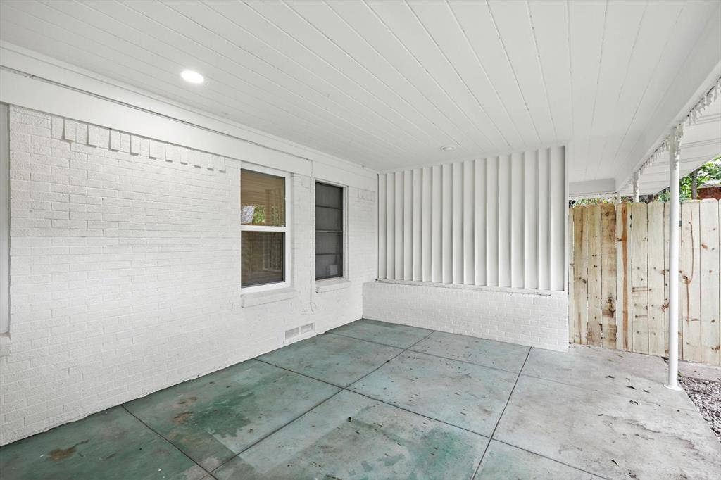 6519 Ravendale Lane, Dallas, TX 75214 6519 Ravendale Lane, Dallas, TX 75214