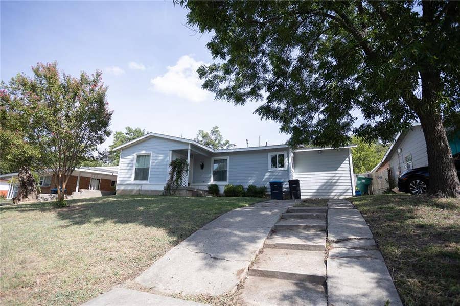 Property photo for 2121 San Jose, Fort Worth, TX