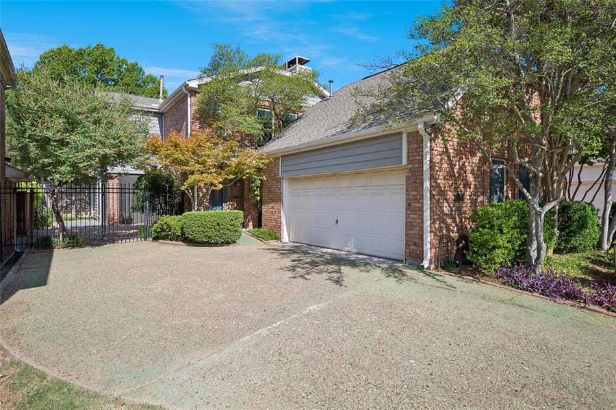 Property photo for 3422 Forest Hills Circle, Garland, TX