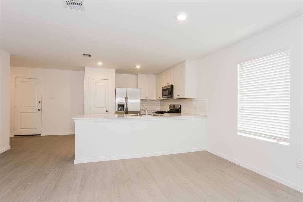 15208 Grappling Irons Lane, Haslet, TX 76052 15208 Grappling Irons Lane, Haslet, TX 76052