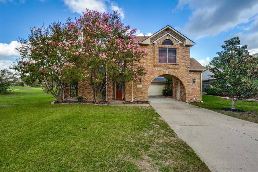 Property photo for 1410 Pagosa Trail, Carrollton, TX