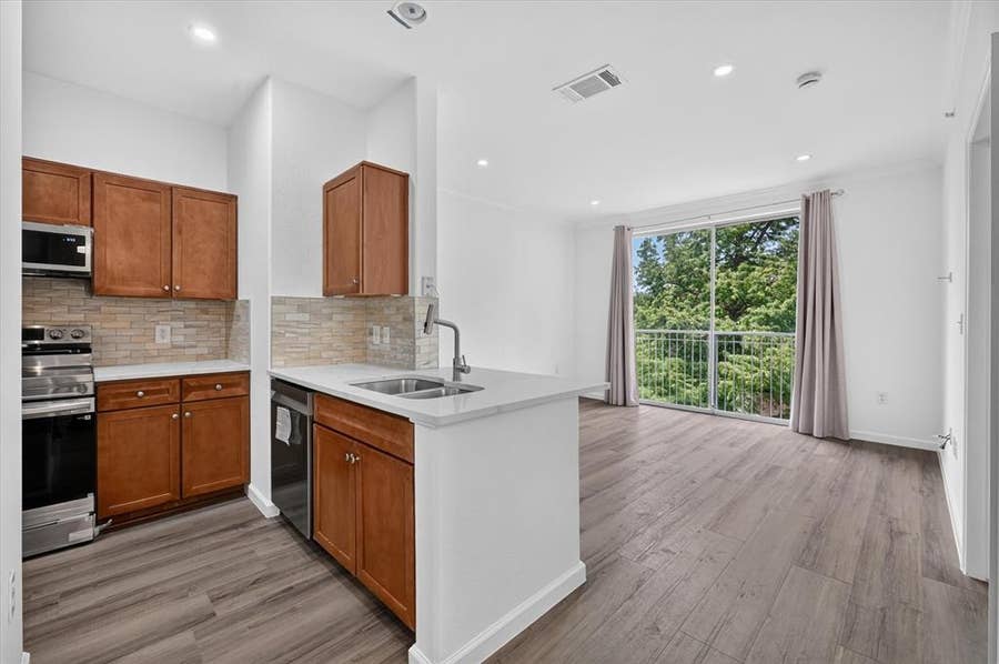 Property photo for 330 E Las Colinas Boulevard E, #240, Irving, TX