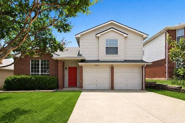 Property photo for 10213 Winkler Drive, Fort Worth, TX