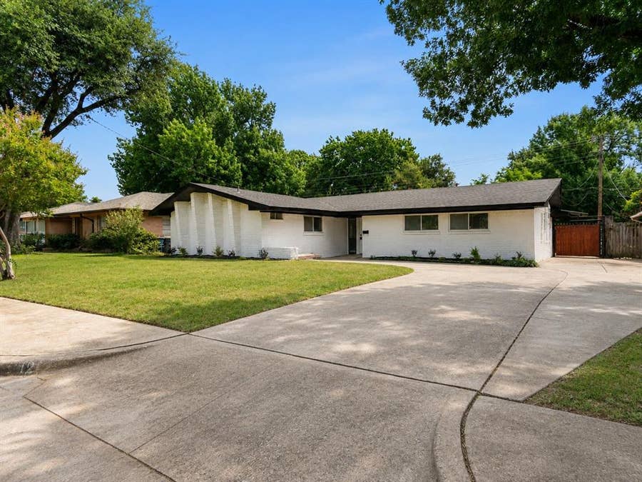 Property photo for 1212 Stevens Ridge Drive, Dallas, TX