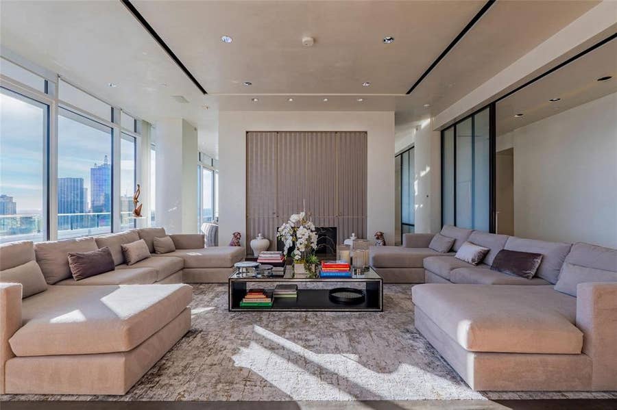 Property photo for 2430 Victory Park Lane, #3001, Dallas, TX