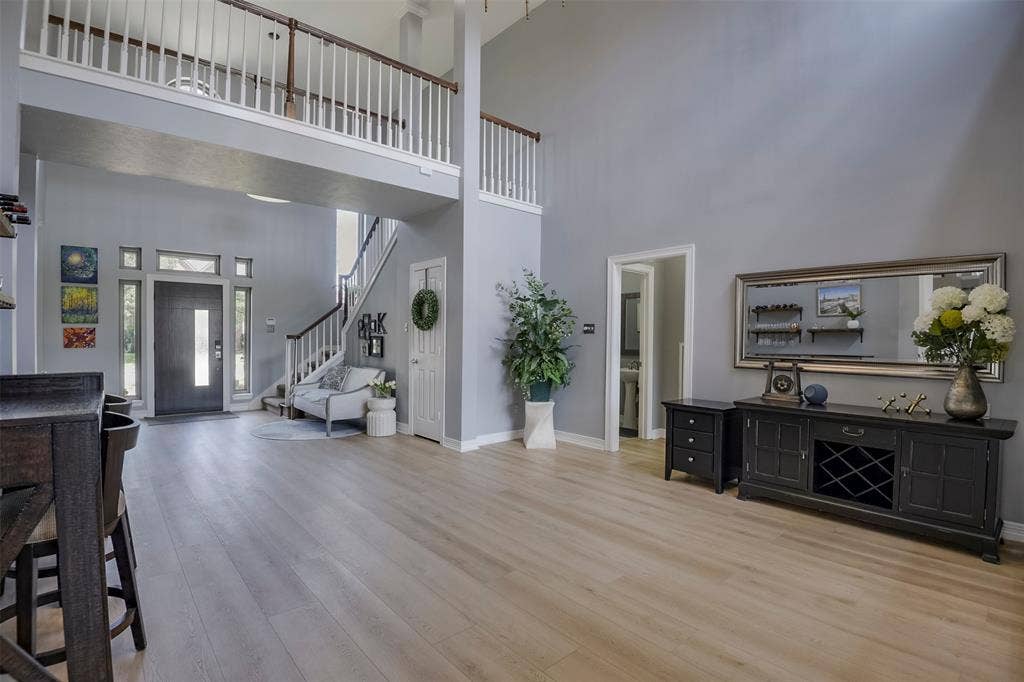 1200 Lakeway Drive, Plano, TX 75075 1200 Lakeway Drive, Plano, TX 75075