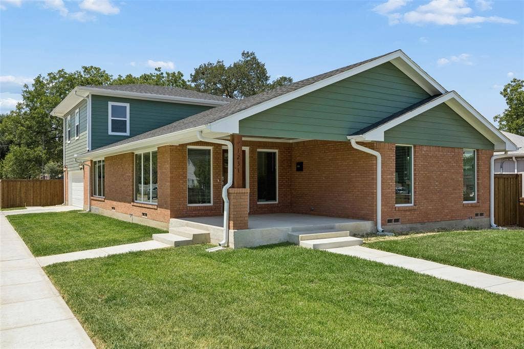 1231 S Montclair Avenue, Dallas, TX 75208