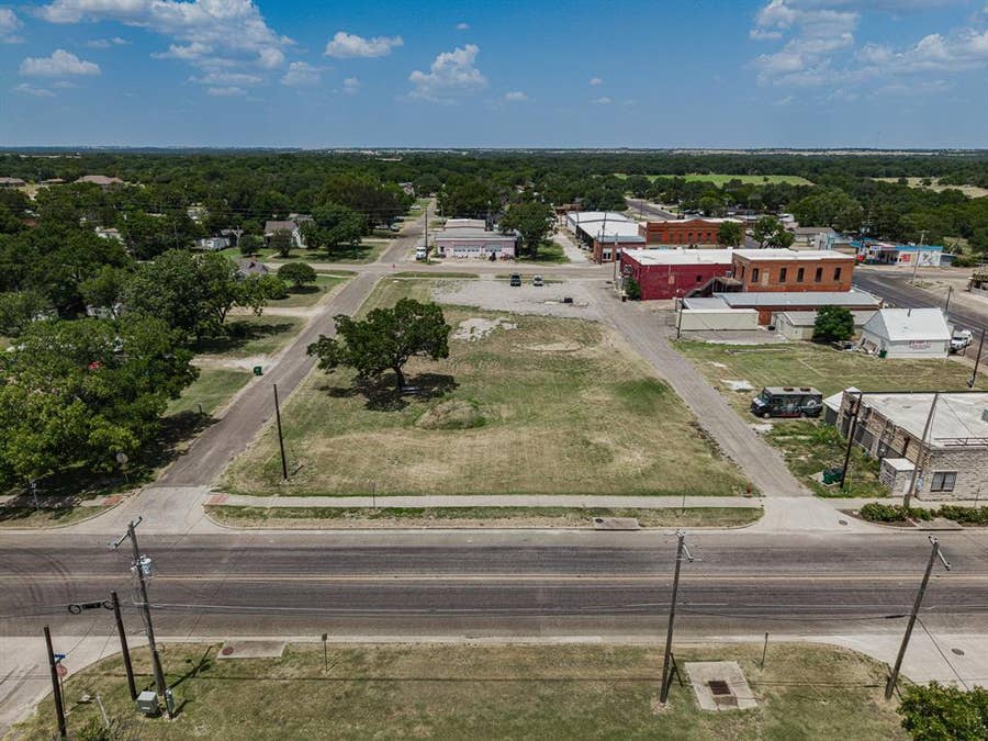 Property photo for TBD W 04th Street, Crawford, TX