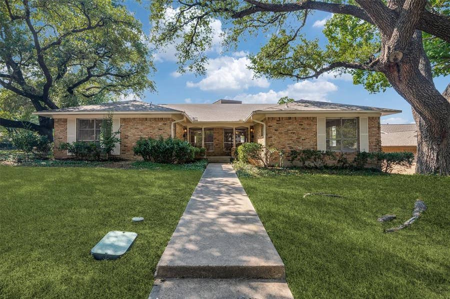 Property photo for 7005 Kingsbury Drive, #7005, Dallas, TX