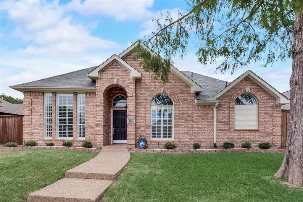4008 Daden Oaks Drive, Plano, TX 75093 4008 Daden Oaks Drive, Plano, TX 75093