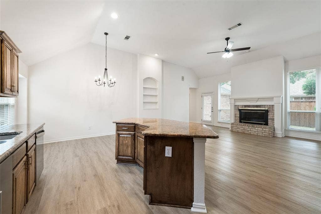 4008 Daden Oaks Drive, Plano, TX 75093 4008 Daden Oaks Drive, Plano, TX 75093