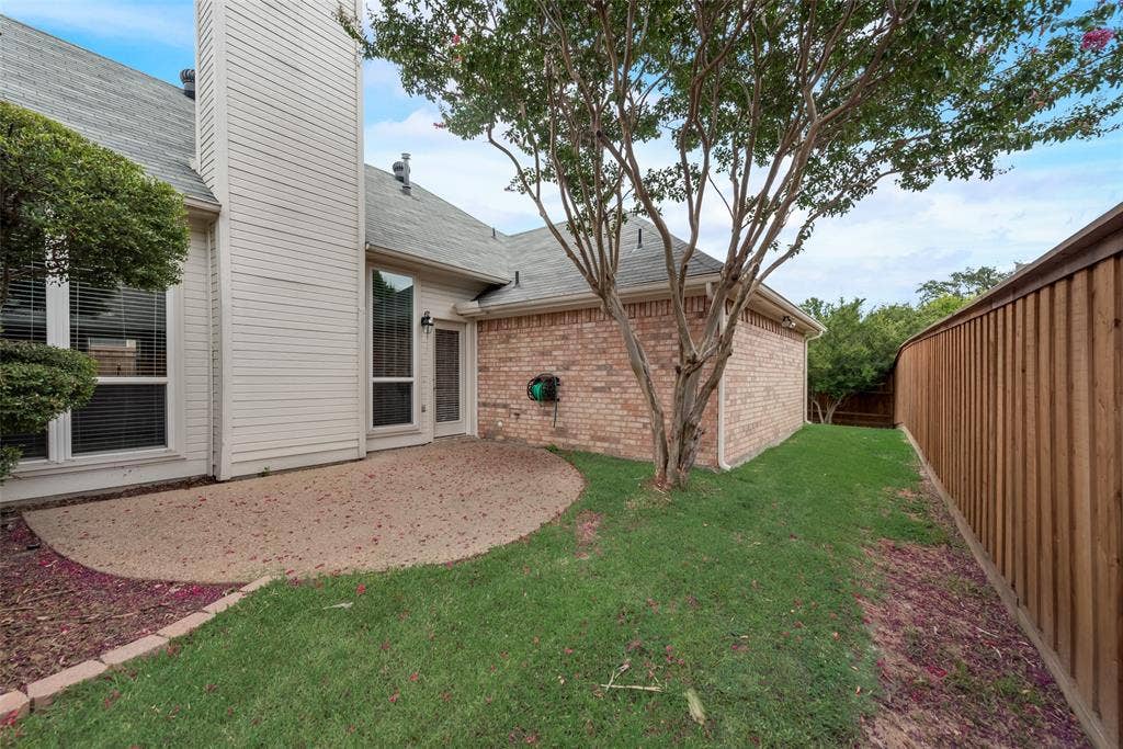 4008 Daden Oaks Drive, Plano, TX 75093 4008 Daden Oaks Drive, Plano, TX 75093