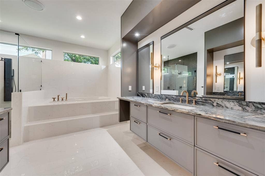 6411 Royal Lane, Dallas, TX 75230 6411 Royal Lane, Dallas, TX 75230