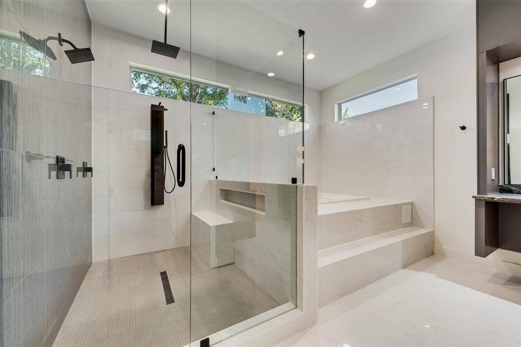6411 Royal Lane, Dallas, TX 75230 6411 Royal Lane, Dallas, TX 75230