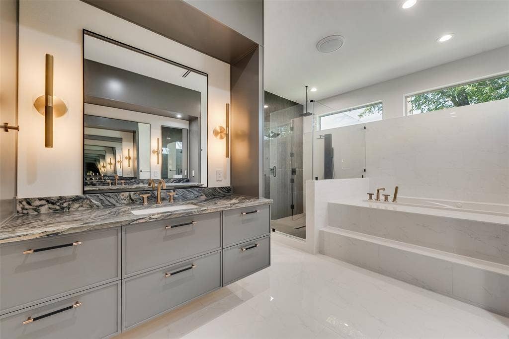 6411 Royal Lane, Dallas, TX 75230 6411 Royal Lane, Dallas, TX 75230
