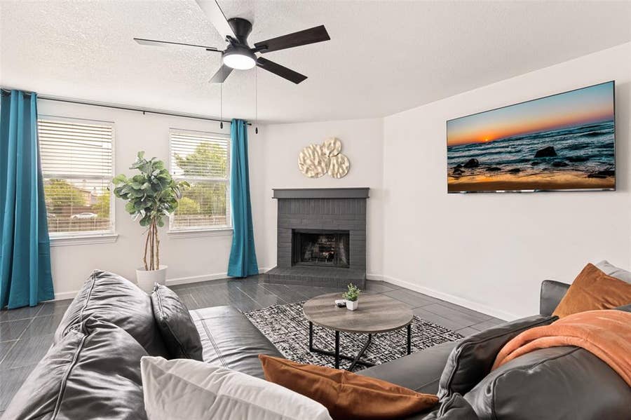 Property photo for 1513 Lone Star Court, Mesquite, TX