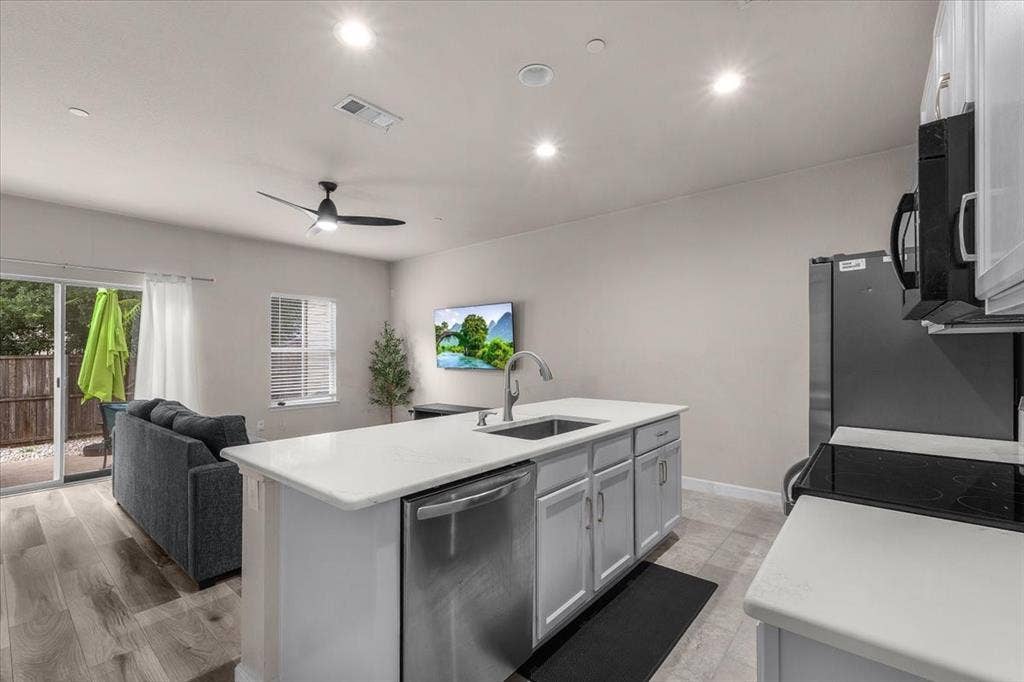 2200 Oklahoma Avenue, Plano, TX 75074 2200 Oklahoma Avenue, Plano, TX 75074