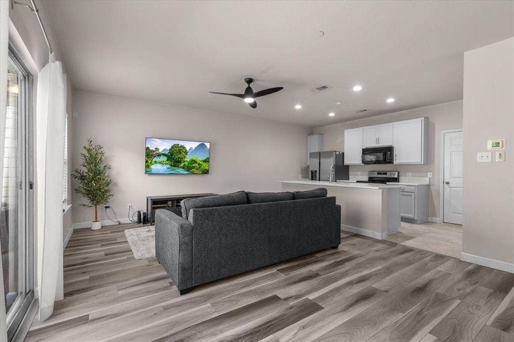 2200 Oklahoma Avenue, Plano, TX 75074 2200 Oklahoma Avenue, Plano, TX 75074
