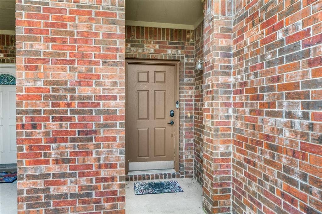 2200 Oklahoma Avenue, Plano, TX 75074 2200 Oklahoma Avenue, Plano, TX 75074