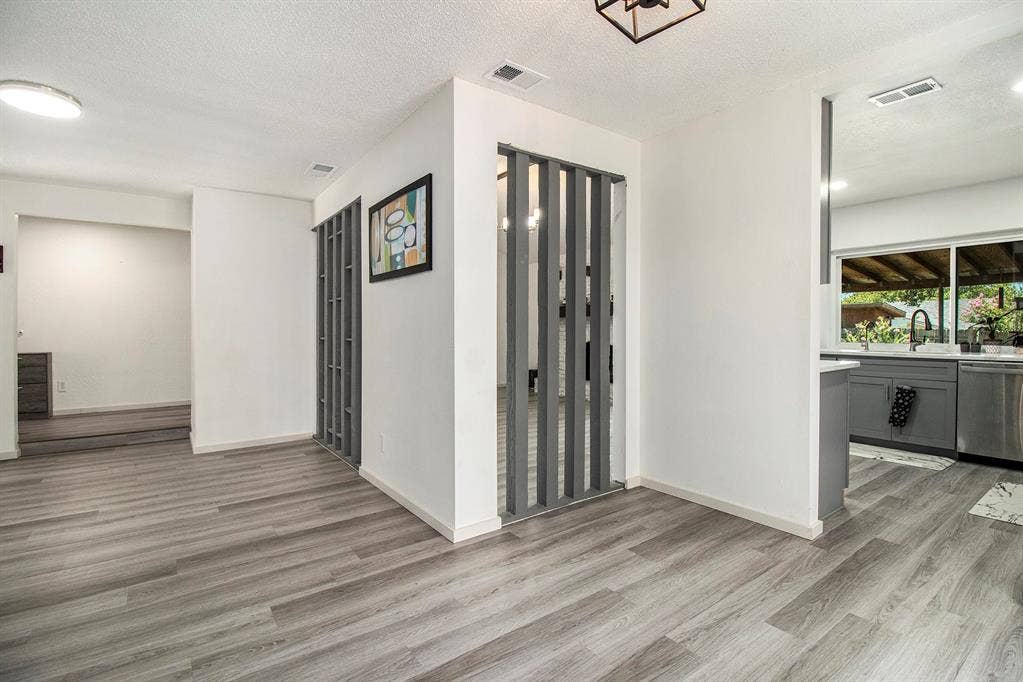1014 Terrace Trail, Carrollton, TX 75006 1014 Terrace Trail, Carrollton, TX 75006