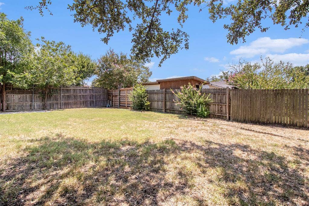 1014 Terrace Trail, Carrollton, TX 75006 1014 Terrace Trail, Carrollton, TX 75006