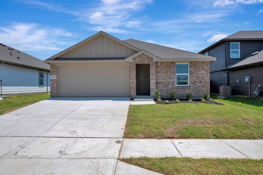Property photo for 16756 Laguna Vista, Northlake, TX