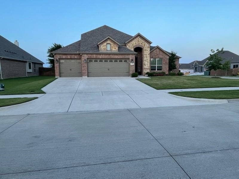 Property photo for 1590 Reserve Road, Waxahachie, TX