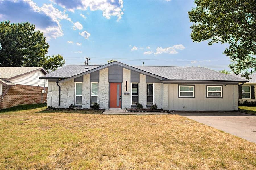 Property photo for 1101 Fouts Drive, Irving, TX