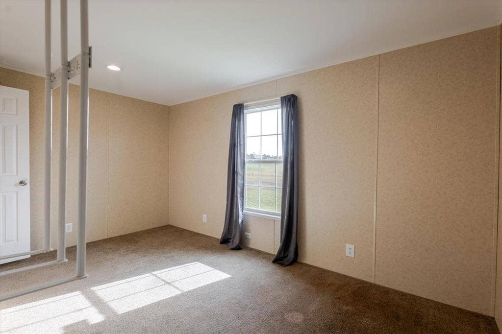 126 Starry Sky Court, Springtown, TX 76082 3rd bedroom window looking to the back yard.