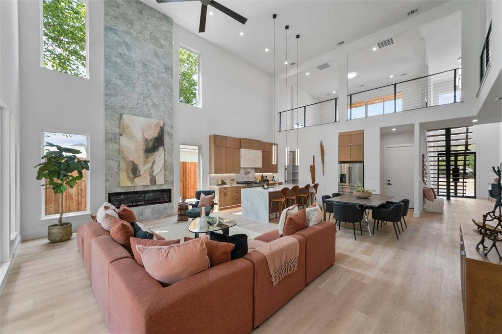 1926 Nomas Street, Dallas, TX 75212 1926 Nomas Street, Dallas, TX 75212