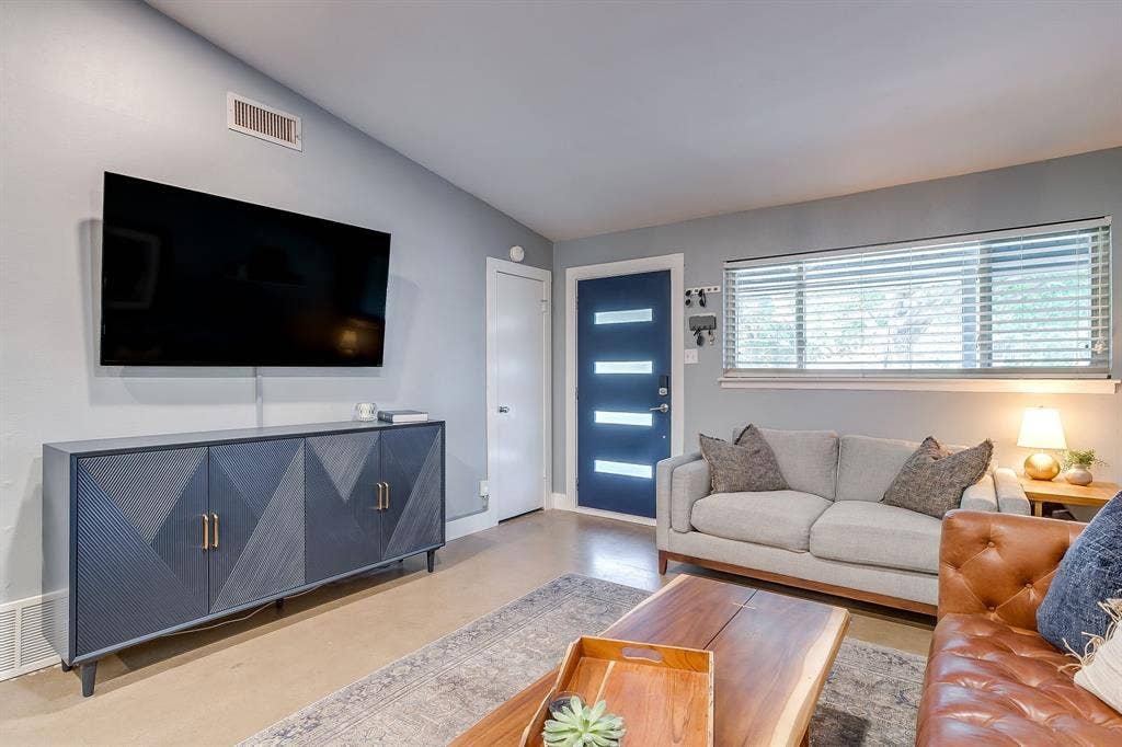 7112 Culver Avenue, Fort Worth, TX 76116 7112 Culver Avenue, Fort Worth, TX 76116