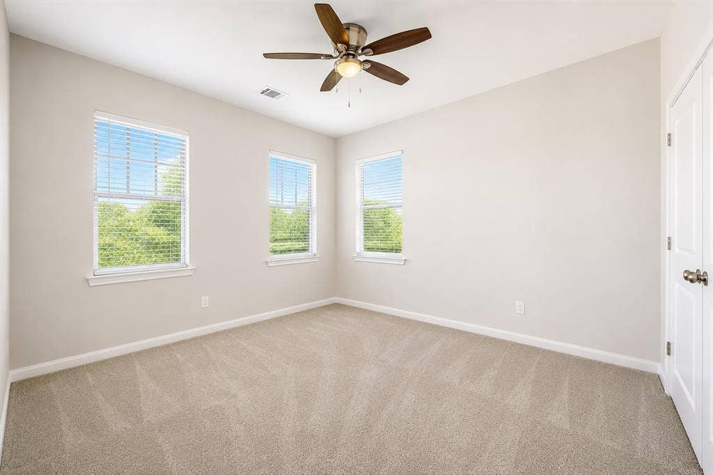 1053 Emil Place, Allen, TX 75013 1053 Emil Place, Allen, TX 75013