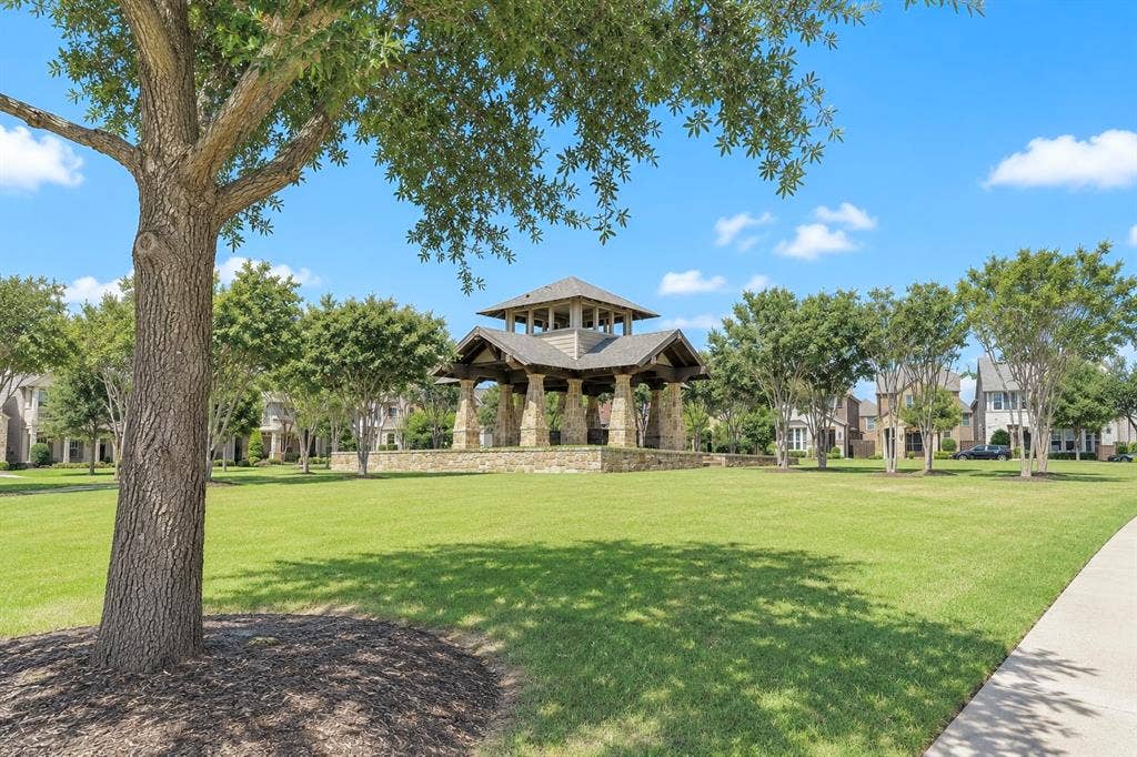 1053 Emil Place, Allen, TX 75013 1053 Emil Place, Allen, TX 75013