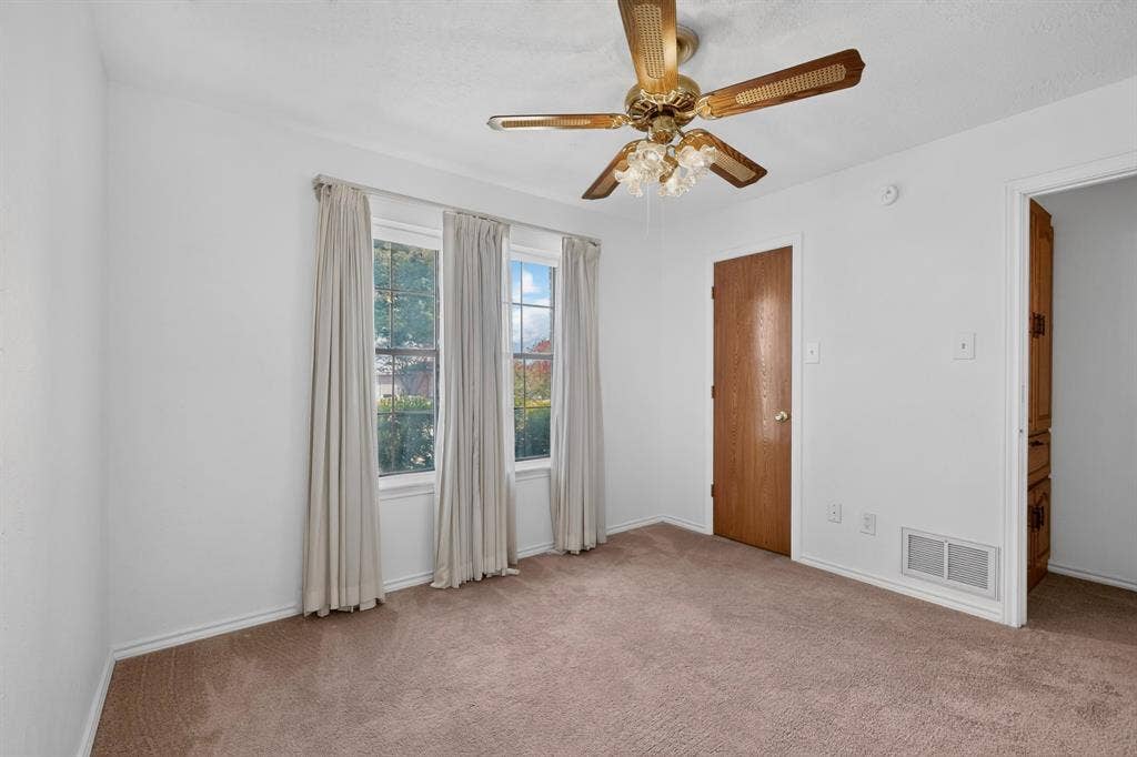 303 Stoneybrook Drive, Wylie, TX 75098 303 Stoneybrook Drive, Wylie, TX 75098