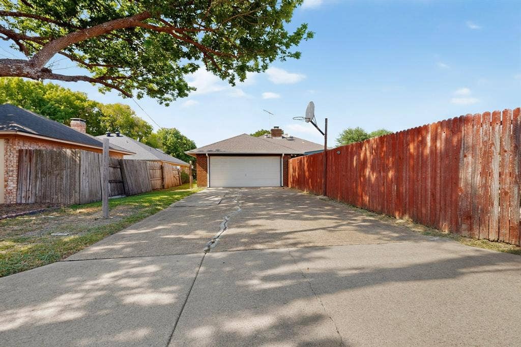 303 Stoneybrook Drive, Wylie, TX 75098 303 Stoneybrook Drive, Wylie, TX 75098