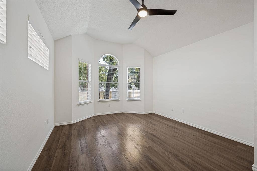 1521 Morrison Drive, Fort Worth, TX 76112