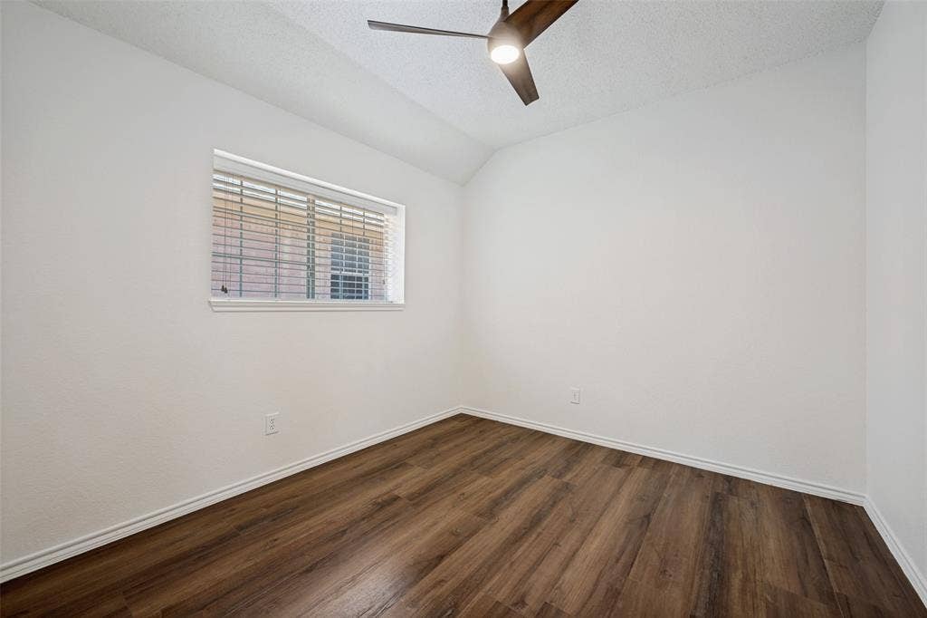 1521 Morrison Drive, Fort Worth, TX 76112