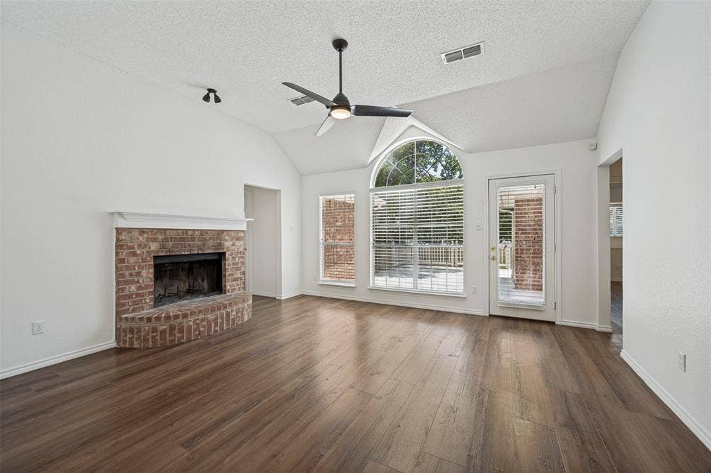 1521 Morrison Drive, Fort Worth, TX 76112